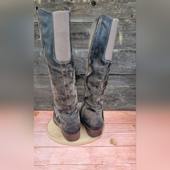 Levity Bonita Boots - Picture 5 of 9